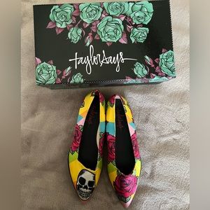 Taylor Says Floral Print Flats